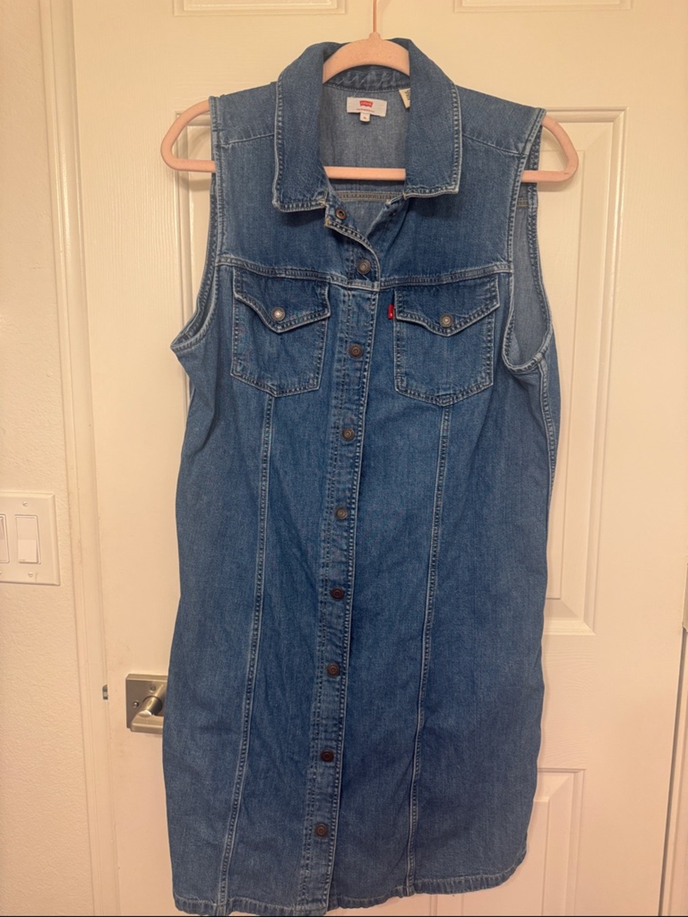 Levi’s Denim Sleeveless Button down shirt dress size XL